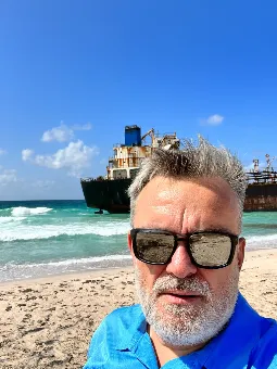 Jarek Skowron outventure.life