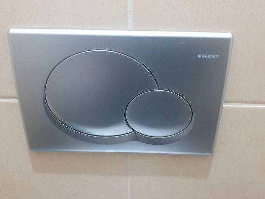 Twój Hydraulik 24 - Montaż i Wymiana Toalety